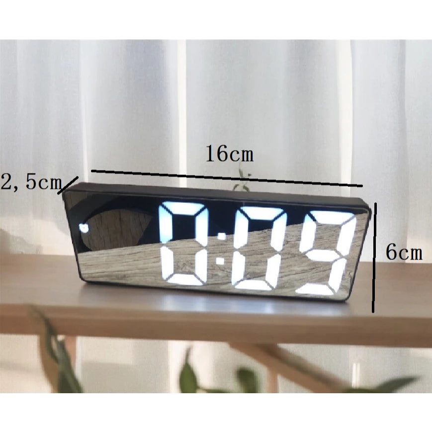Relógio Despertador Digital De Mesa 16X2.5X6cm Decorativo